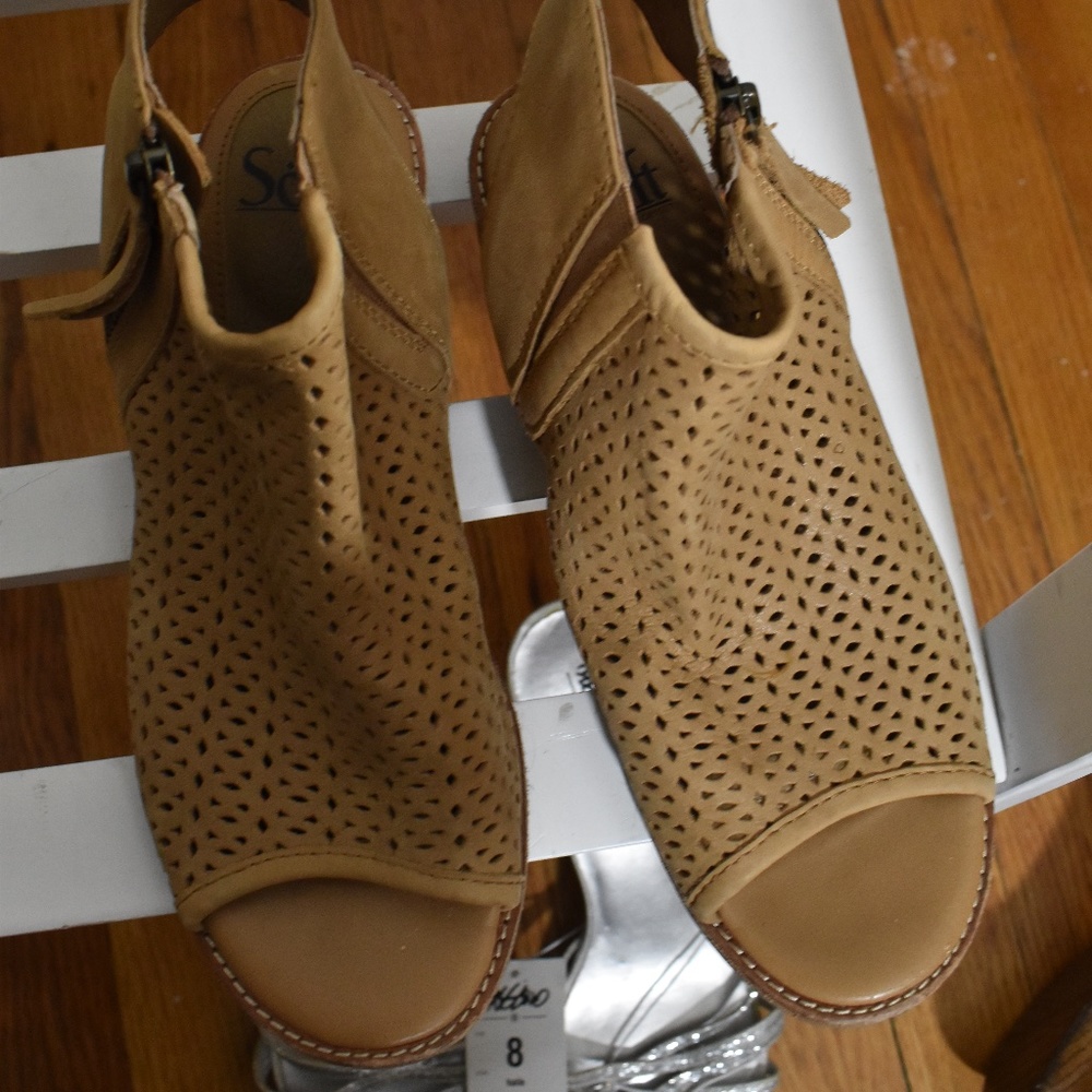 Sofft Women's Open-Toe Sandals